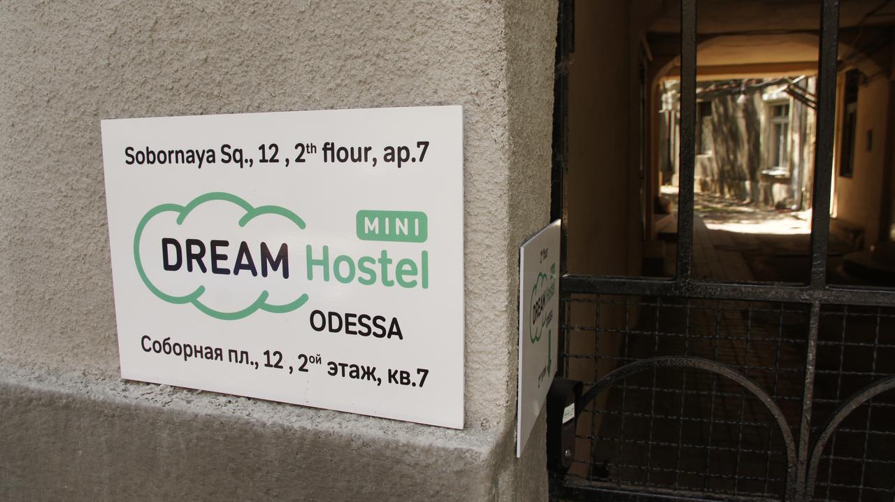 Dream Hostel Odessa Exteriör bild
